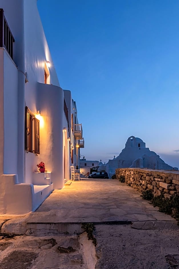 Sunset Paraportiani Rooms