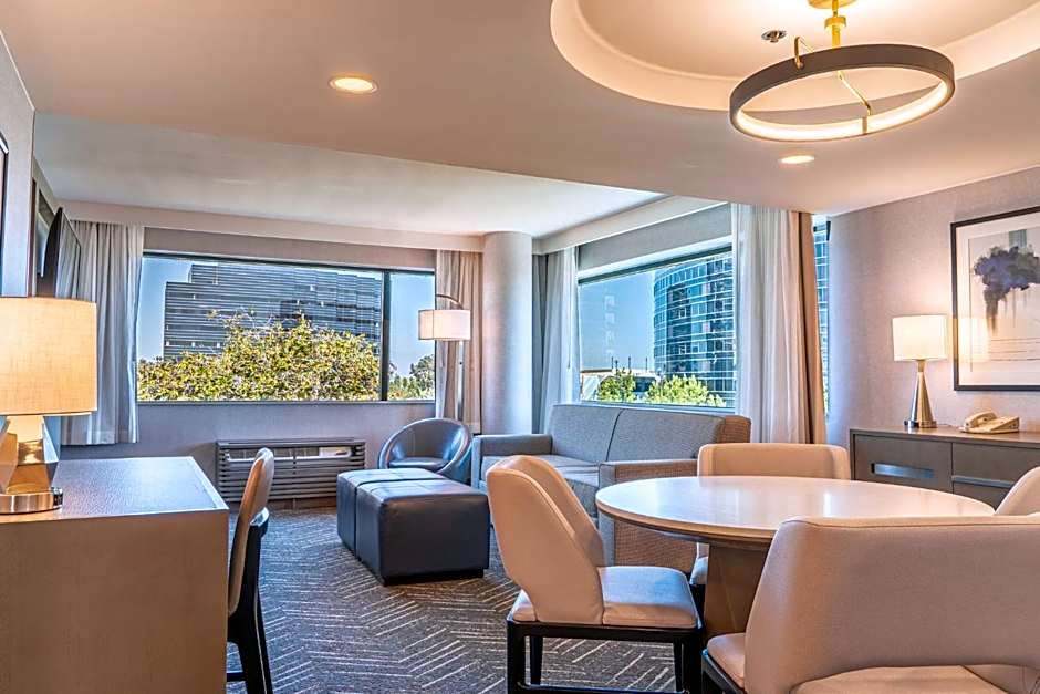 Orange County Hotel