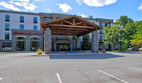 Hampton Inn By Hilton & Suites Lake George, NY