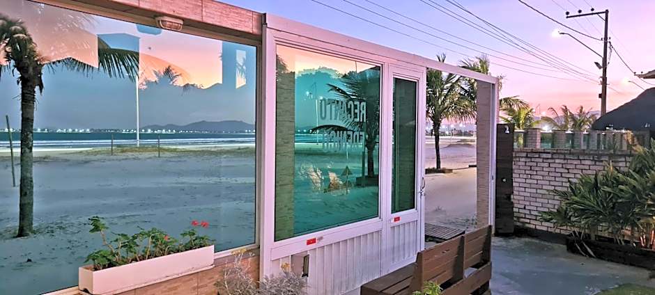 Pousada Recanto Edênico - à beira mar da Praia Ponta do Papagaio, Palhoça SC