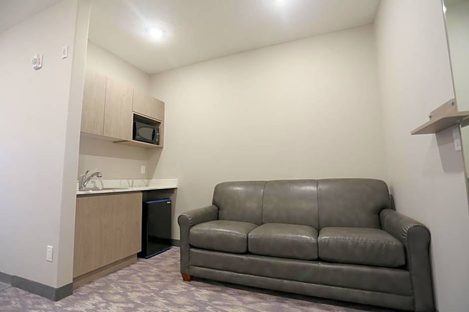 Days Inn by Wyndham Calgary North Balzac