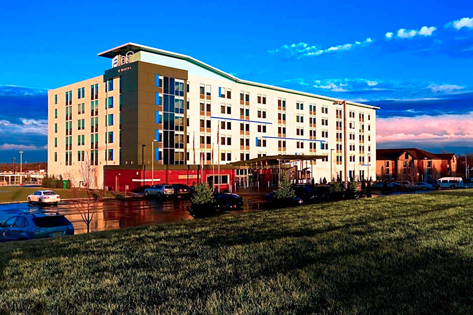 Photo 1 of 36 of Aloft by Marriott Mount Laurel