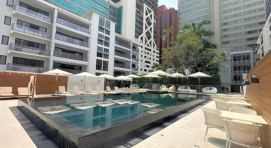 Floral Court Hotel & Residence Sukhumvit 13