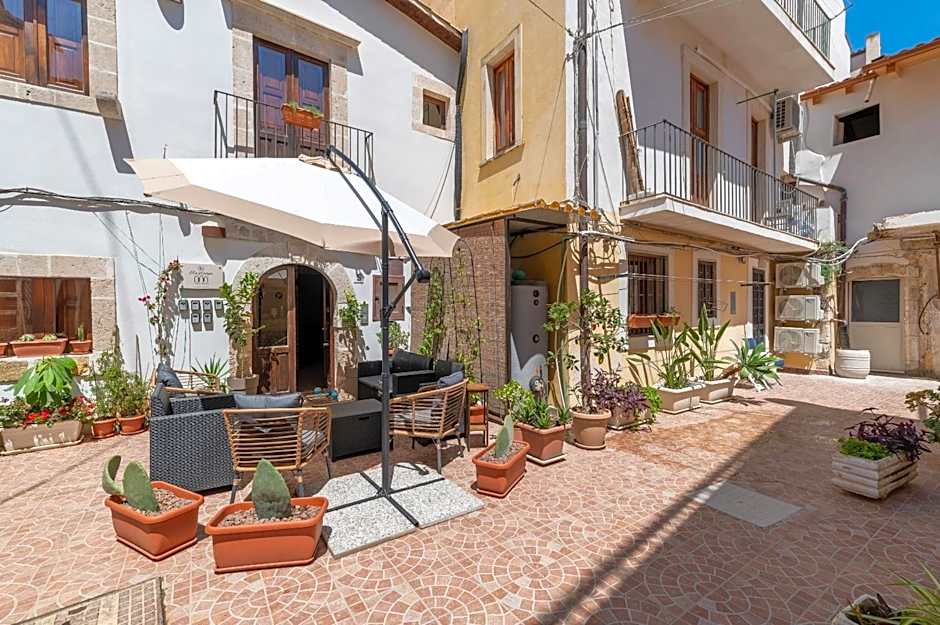 Elsa d'Ortigia - I TRE ARCHI