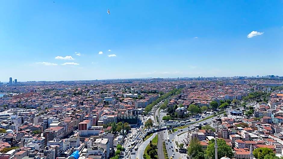 Istanbul River Hotel