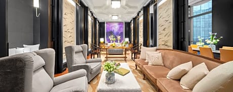 Mandarin Suite King