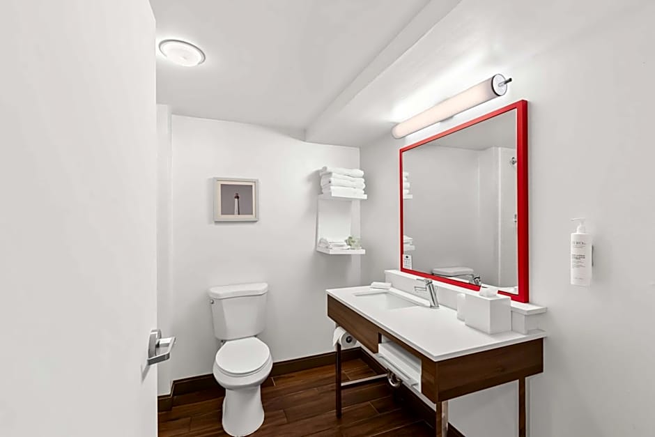 Hampton Inn By Hilton Pennsville