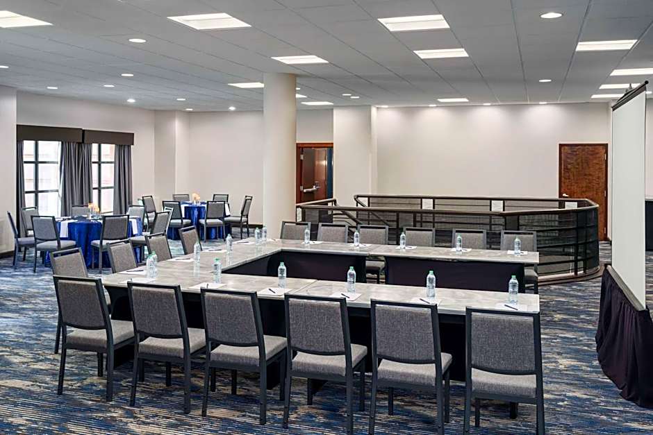 DoubleTree by Hilton Charlotte City Center