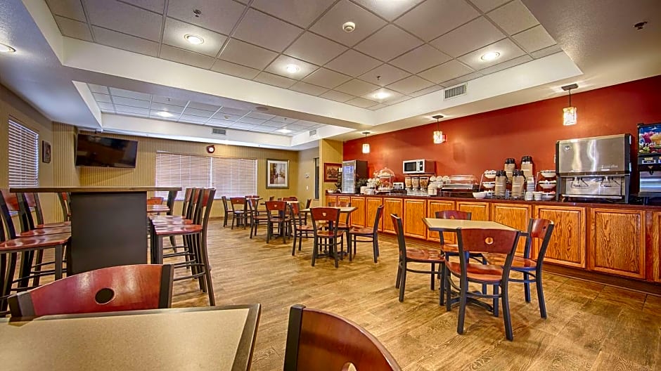 Best Western Plus Tulsa Woodland Hills Hotel and Suites