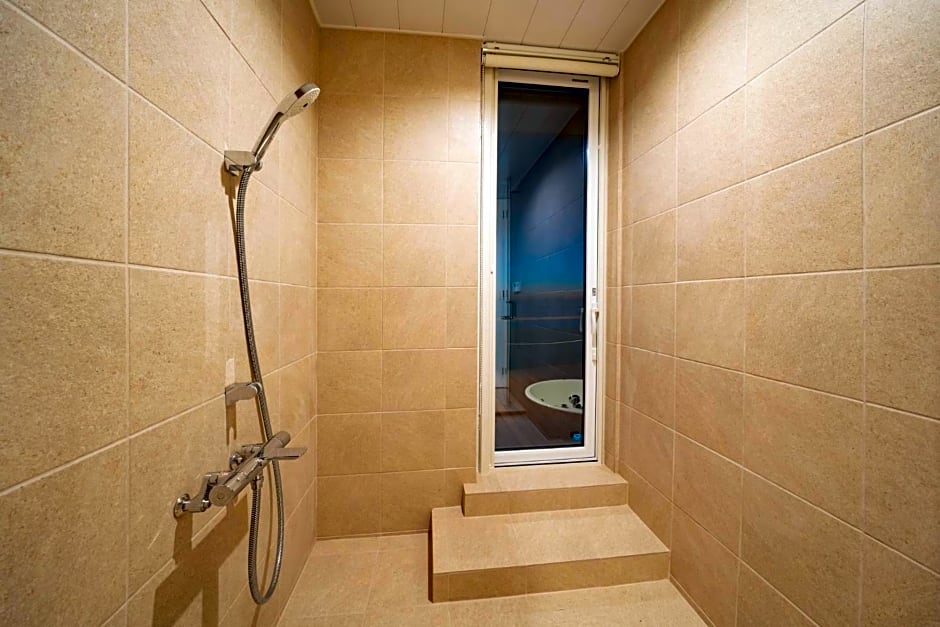 GLAMPREMIER Setouchi