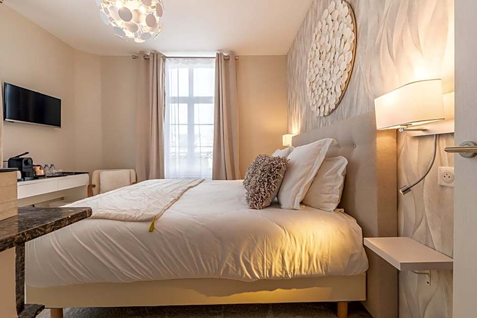 Hôtel Échappée en Baie - Parking privé gratuit dont forfaits bornes électriques réservable