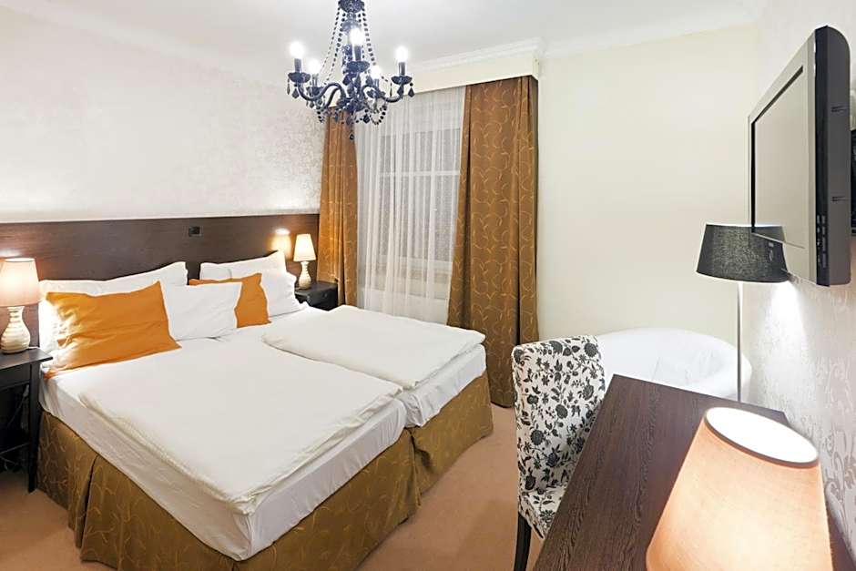 Pytloun Design Self Check-in Hotel