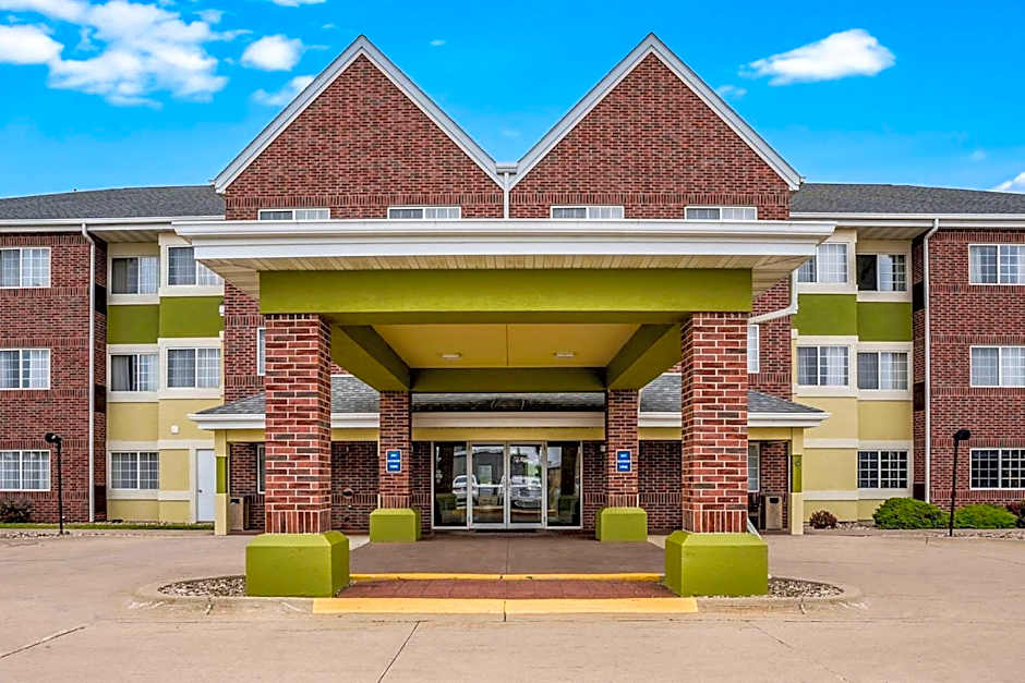 MainStay Suites Cedar Rapids North - Marion – Cedar Rapids, IA