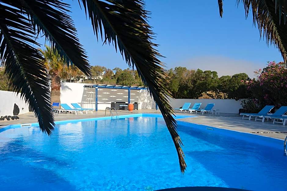 Melina Hotel