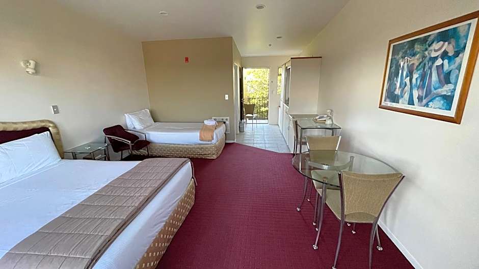 Chantillys Motor Lodge