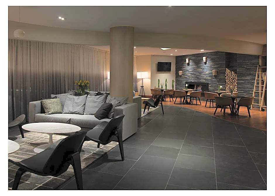Casa Grande Suites
