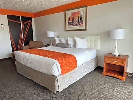 Howard Johnson by Wyndham Gallup