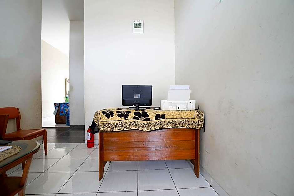 OYO Life 2874 Berlian Residence