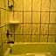 Snelling Motor Inn