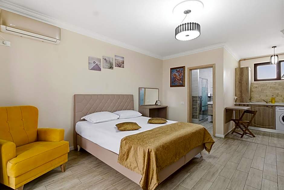 REYNA APART HOTEL