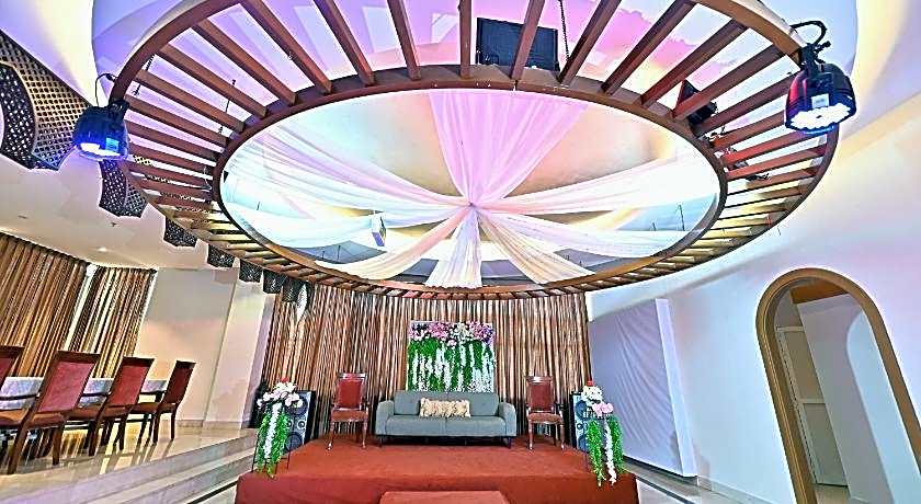 Ewan Ajman Suites Hotel