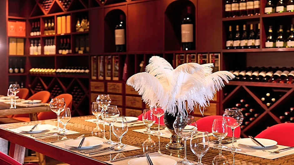 La Seine Boutique Hotel