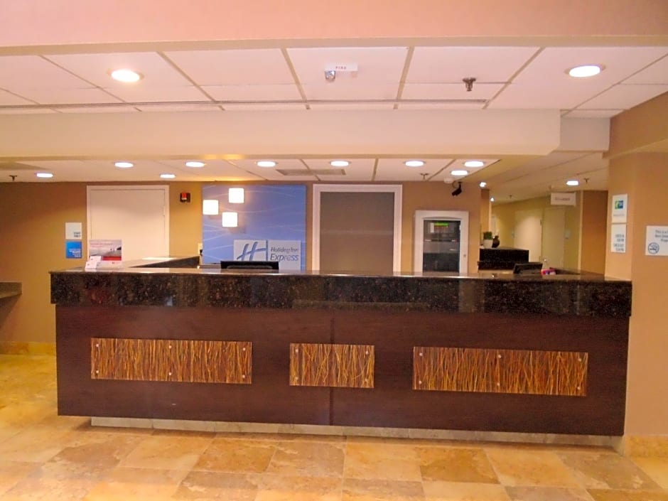 Holiday Inn Express Hotel & Suites Midlothian Turnpike By IHG