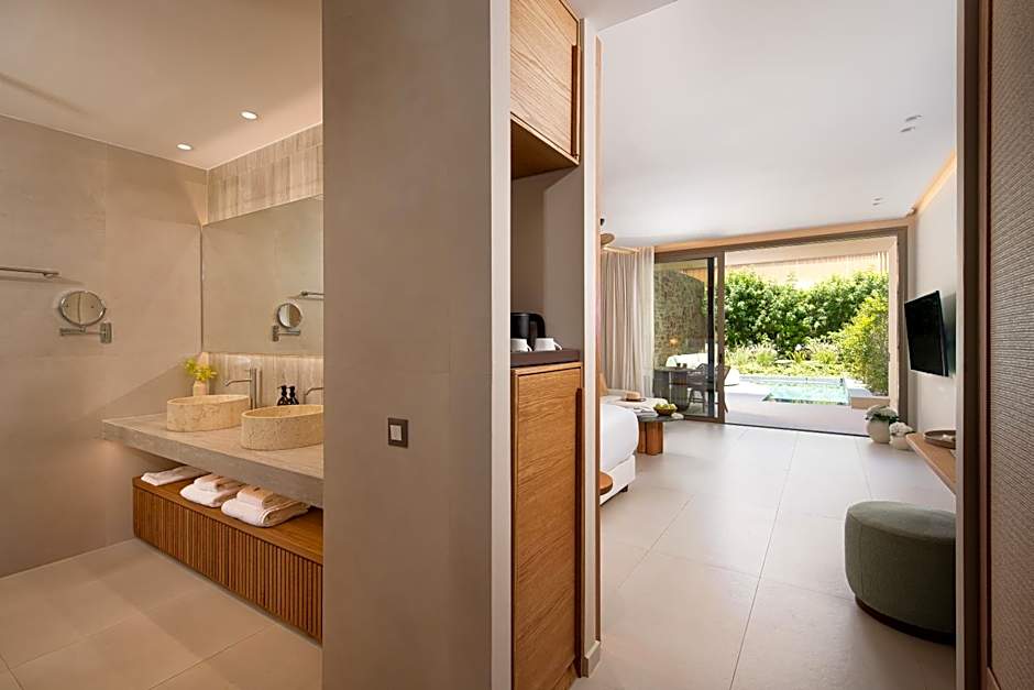 Royal Pearl Island Chios Hotel and Spa