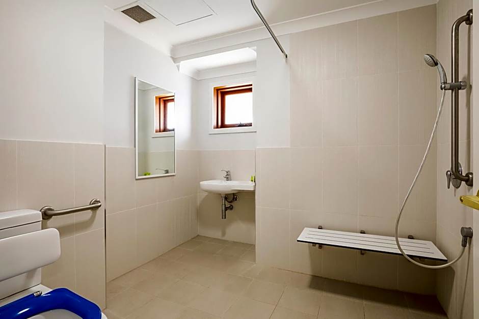 Nightcap at the Ship Inn