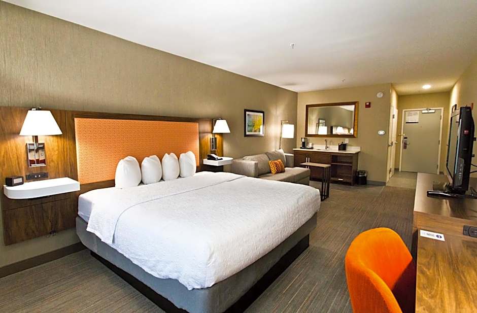 Hampton Inn By Hilton & Suites Sacramento - Cal Expo