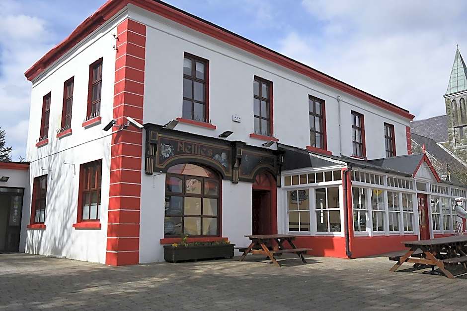 Ravine Hotel