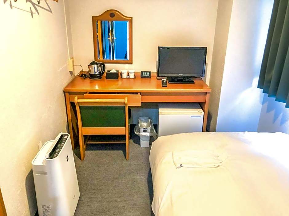 HOTEL LiVEMAX  BUDGET NAHA MATSUYAMA