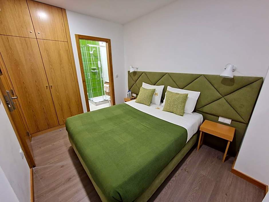 Soldouro Train Suites