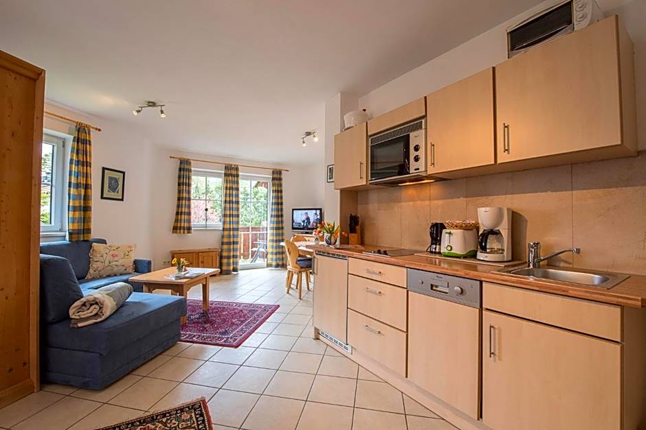 Landhaus Charlotte am Geigenbuehel -Apartments