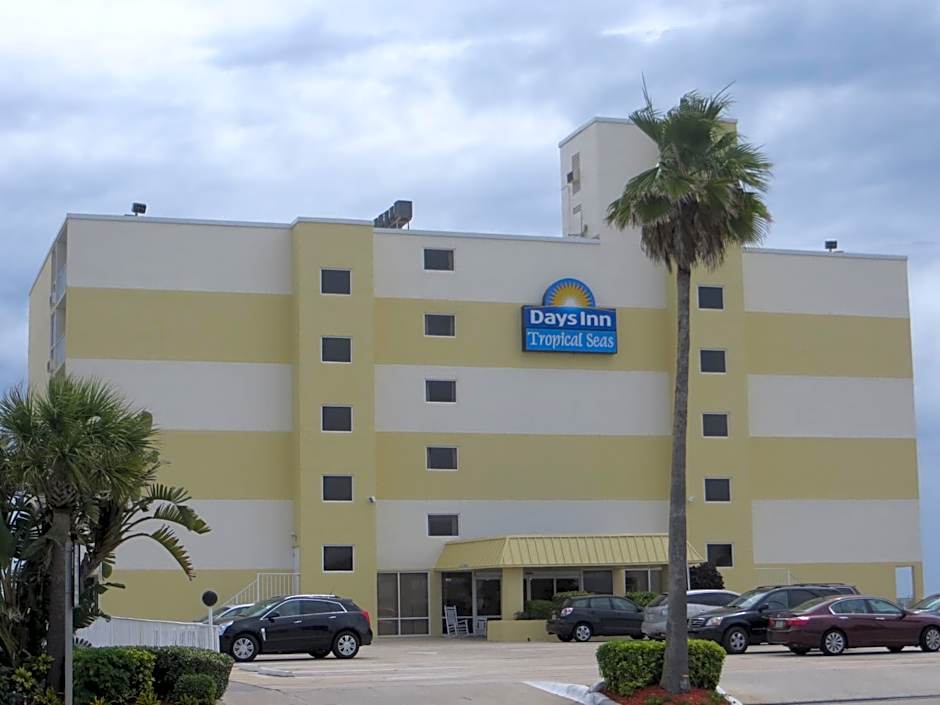 Days Inn by Wyndham Daytona Oceanfront