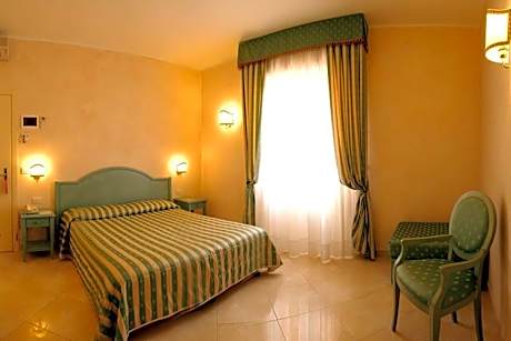 Triple Room with Balcony