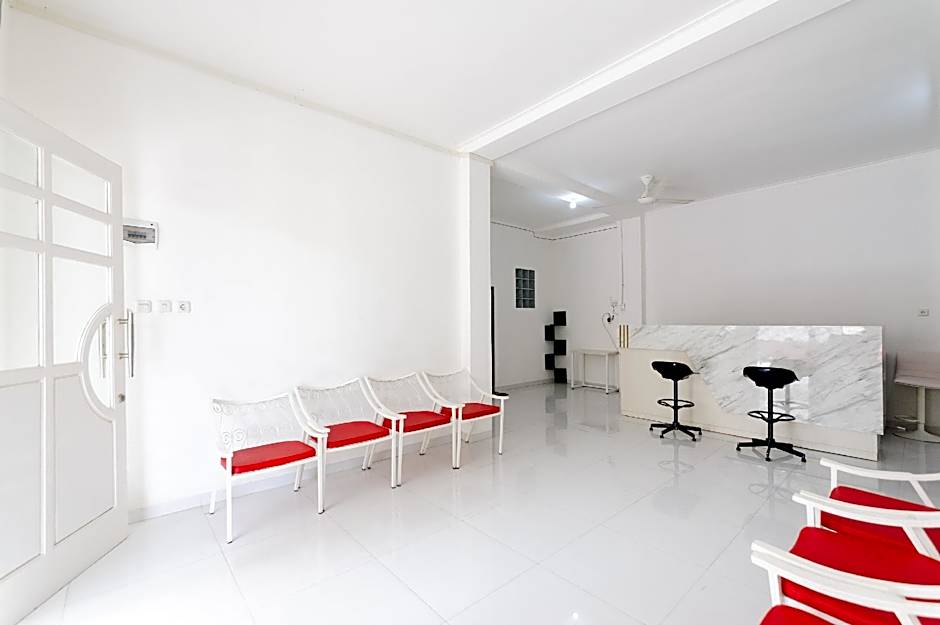 RedDoorz near Lampung City Mall