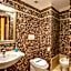 Aurelius Art Gallery Hotel