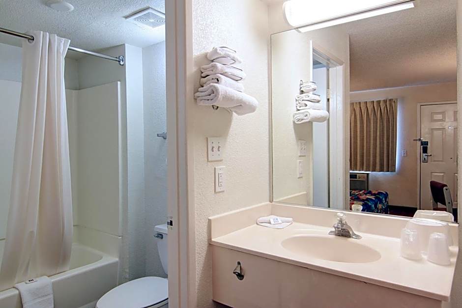 Motel 6-Tempe, AZ - Broadway - ASU