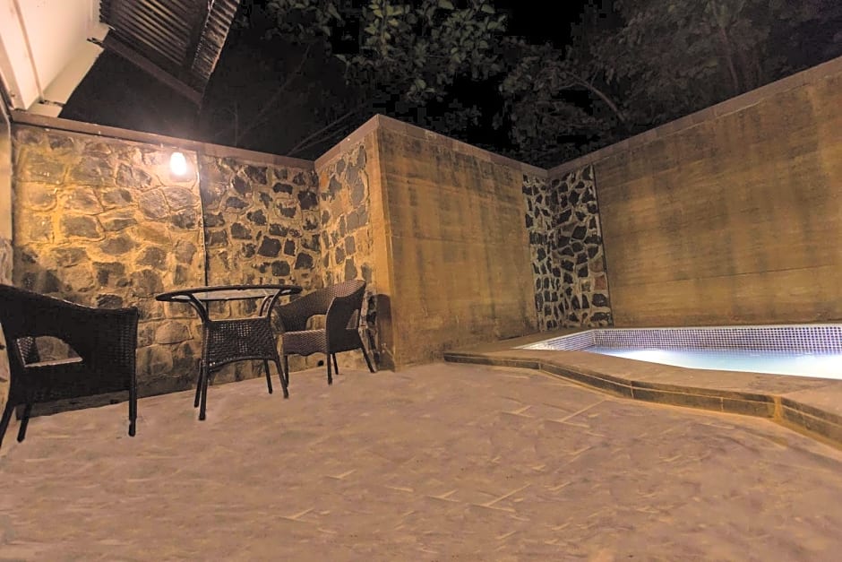 Maati Jungle Lodge By Beyond Stay Bandhavgarh