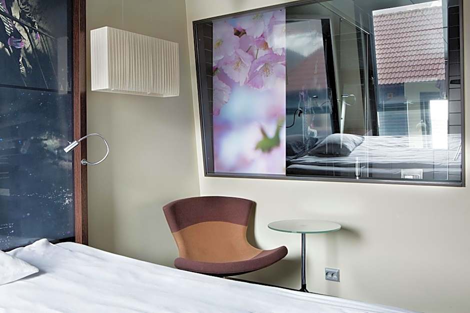 Comfort Hotel Square