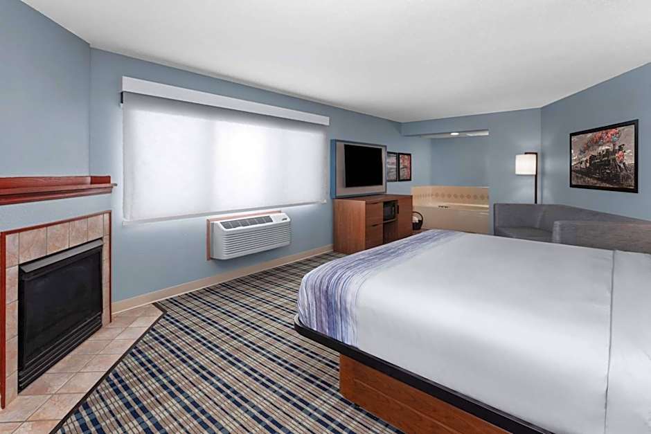 AmericInn by Wyndham Austin