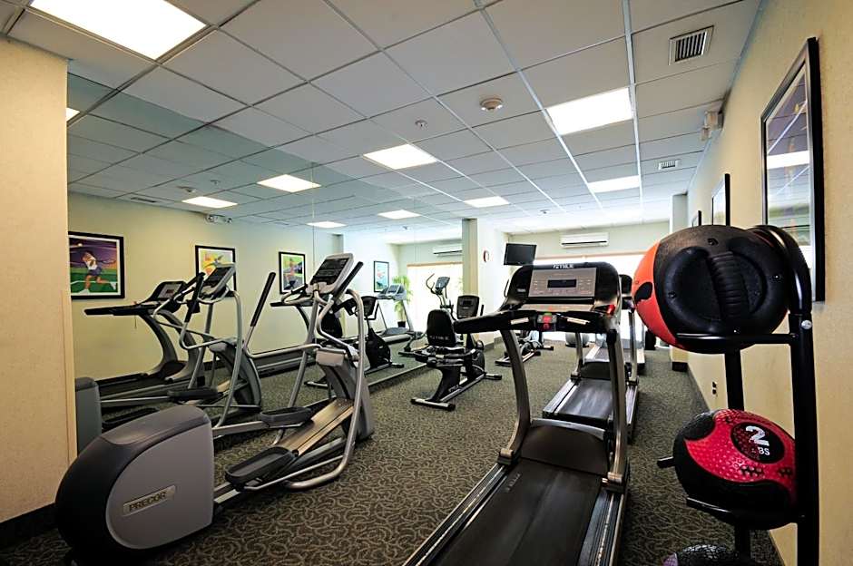 Holiday Inn Express & Suites Toluca Zona Aeropuerto By IHG