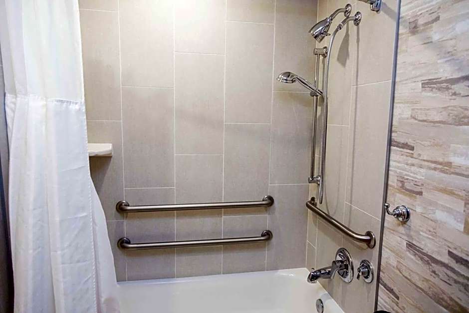 Embassy Suites by Hilton Lexington Green