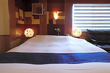 Double Room with Spa Bath