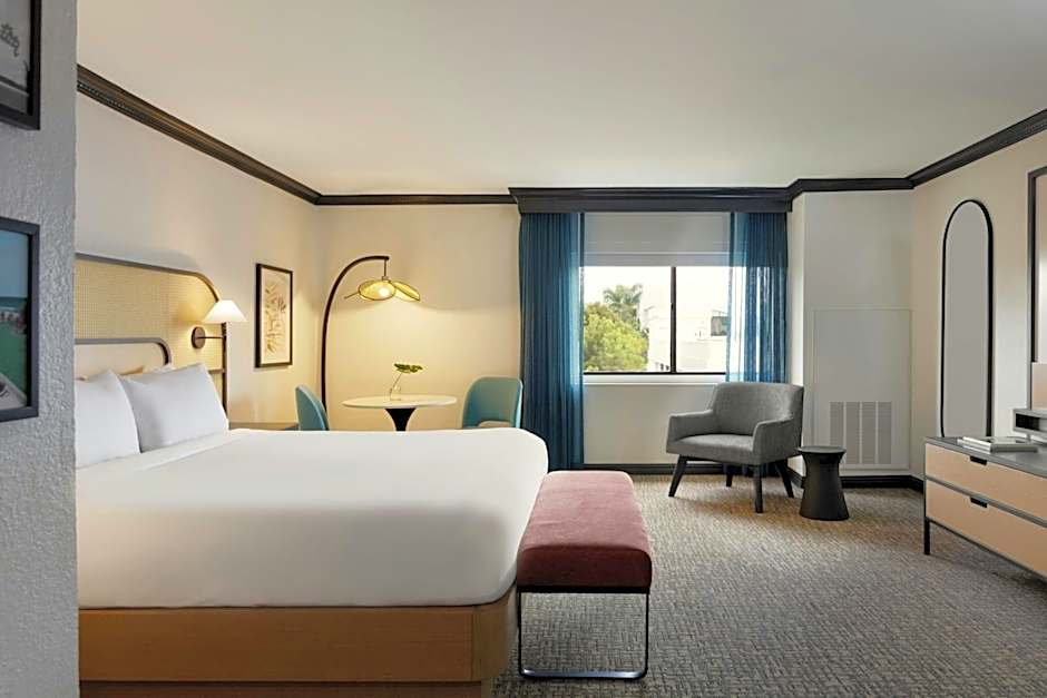 Renaissance by Marriott Boca Raton Hotel