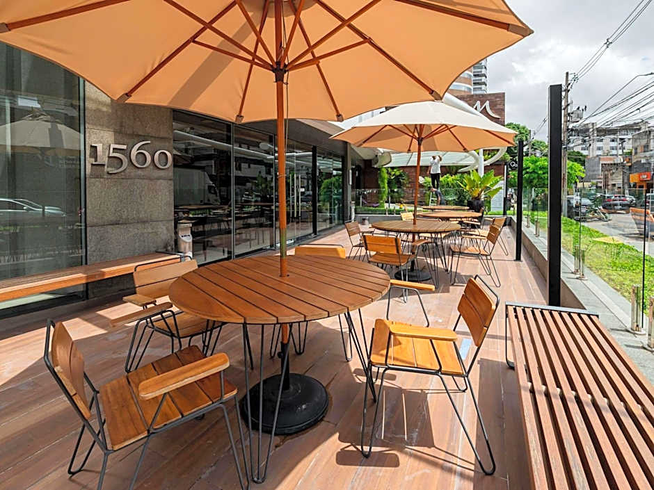 Photo 1 of 50 of Mercure Belem Boulevard