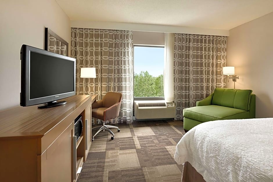 Hampton Inn By Hilton And Suites Largo, Fl