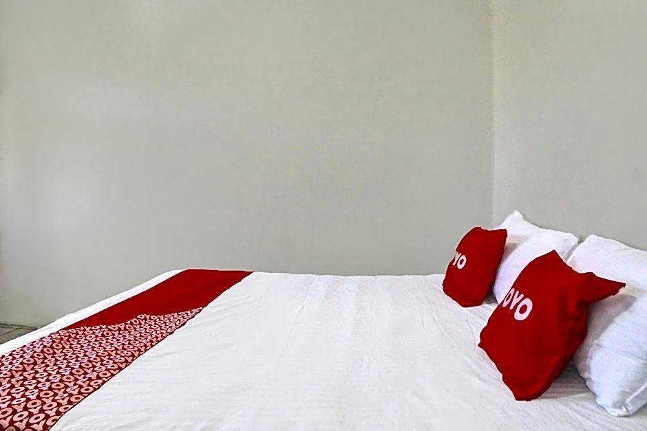OYO 92579 Hotel Mutiara