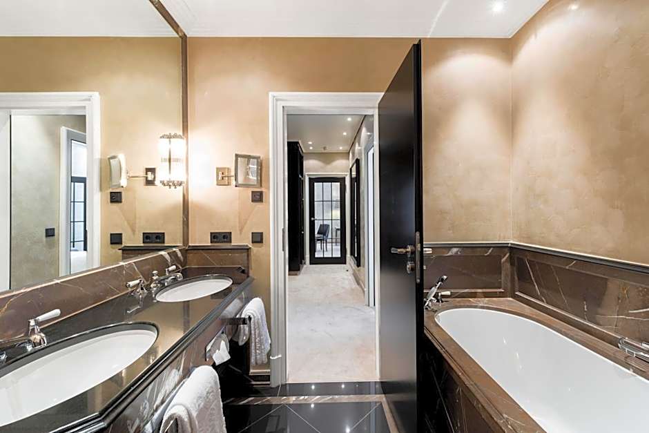 Hotel Bayerischer Hof - The Leading Hotels of the World